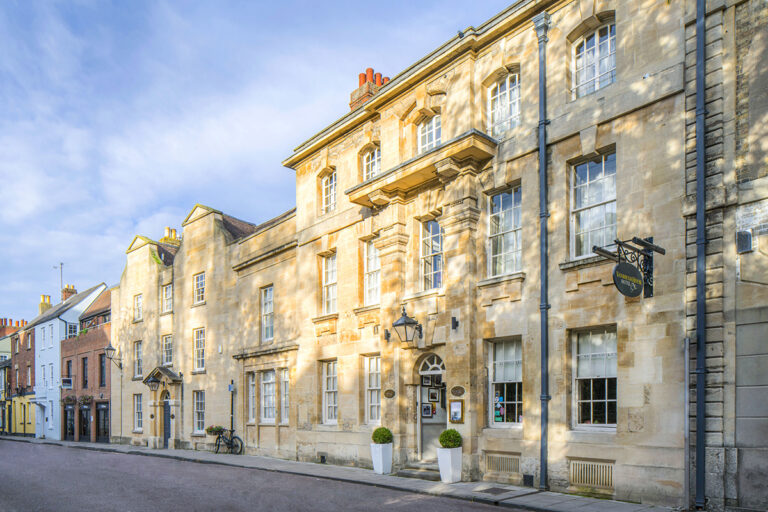 Swellegant Stays: Vanbrugh House Hotel