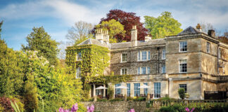 GASTRONOMIC GALLIVANTS: BURLEIGH Court