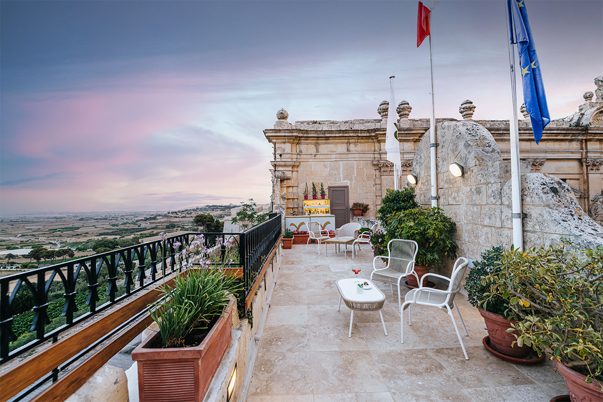 de Mondion Michelin Star, Malta - Terrace (6)