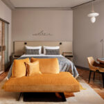 NH_Collection_Helsinki_Grand_Hansa_Room_Premium_XL_Double_King_interior_sofa_desk_arm_chair